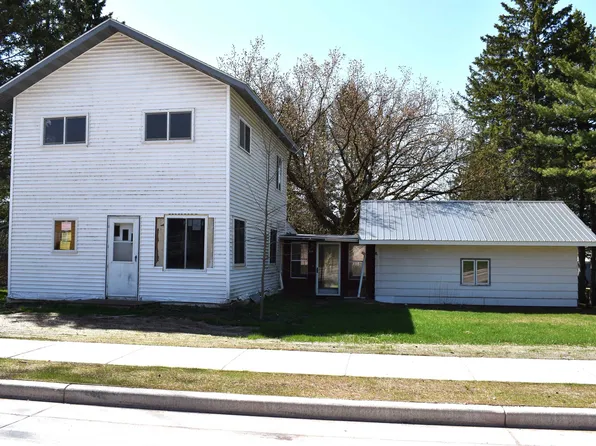 834 W Bayfield St, Washburn, WI 54891