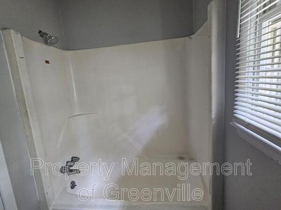 4th image of 6526 White Horse Rd Unit 9A