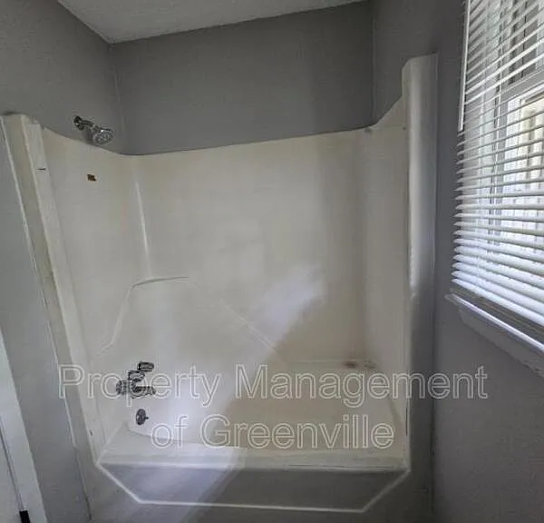 6526 White Horse Rd #9A — Photo 4