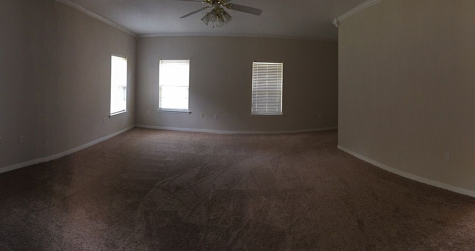 Huge Master Suite w. Office 
