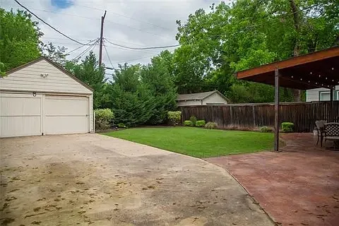 3320 Cockrell Ave — Photo 31