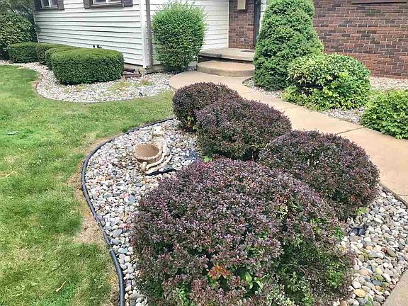 2nd image of 2115 Burlington Dr