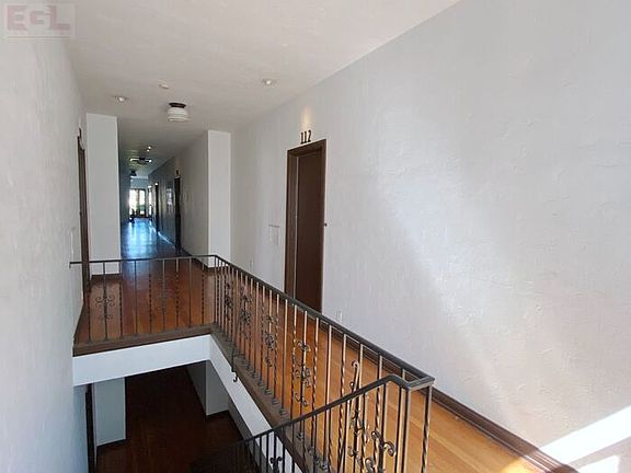 4th image of 1432 Echo Park Ave