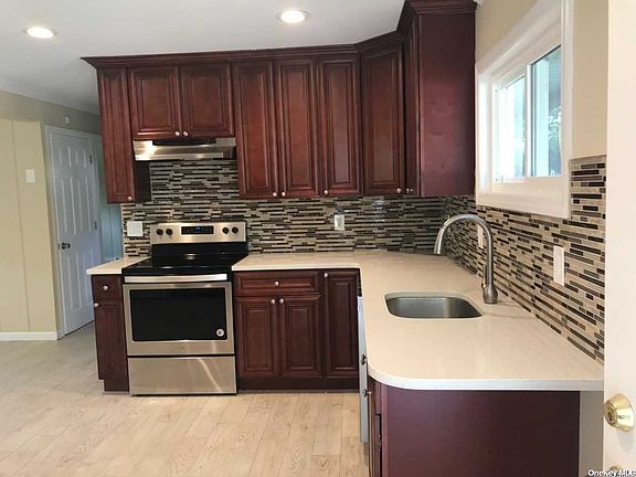 4th image of 88 Choir Ln