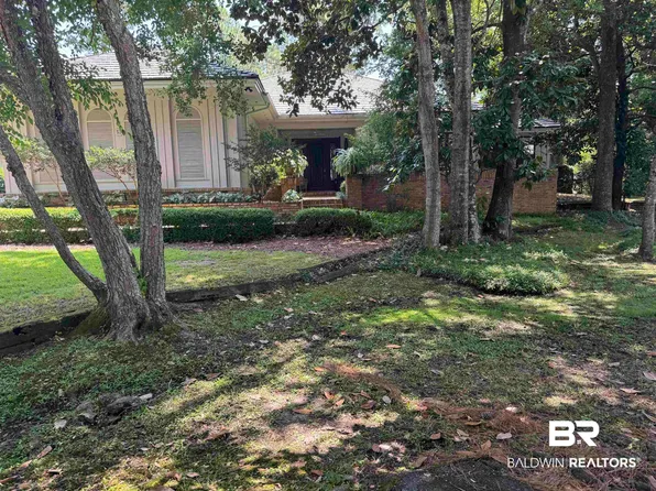 18170 Scenic Highway 98 APT 13, Point Clear, AL 36532