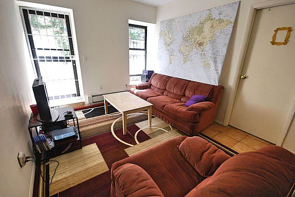 Rented by Metropolitan Property Group | media 38