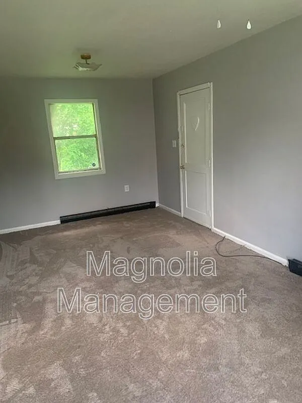 2 bed, 1.0 bath, $785 — Photo 1