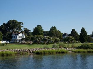 6471 E River Rd, Mobjack, VA 23056