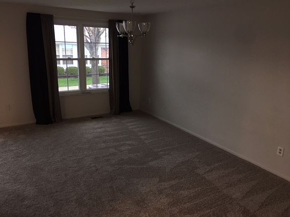 5th image of 5924 Troy Villa Blvd