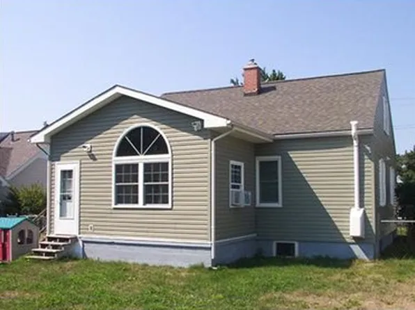 917 Filmore Ave, Erie, PA 16505
