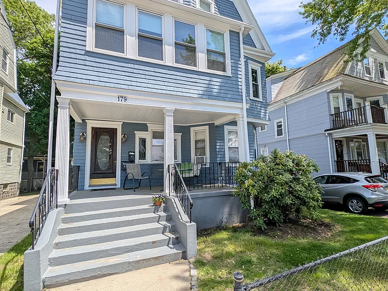 179 College Ave #2 — Photo 17