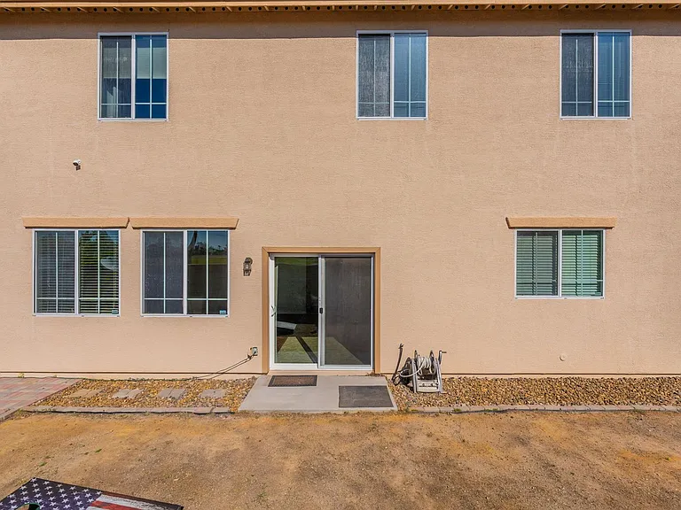 7416 S 27th Pl — Photo 35