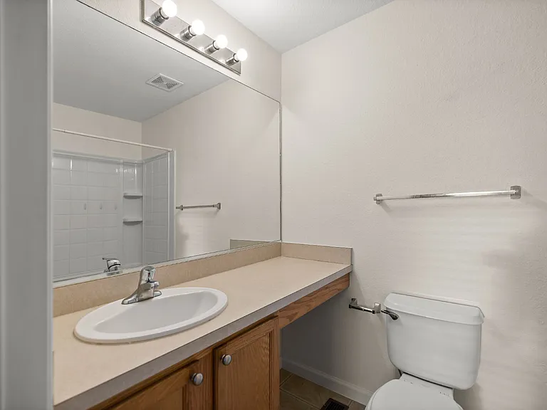 4428 SW 49th Ave — Photo 17