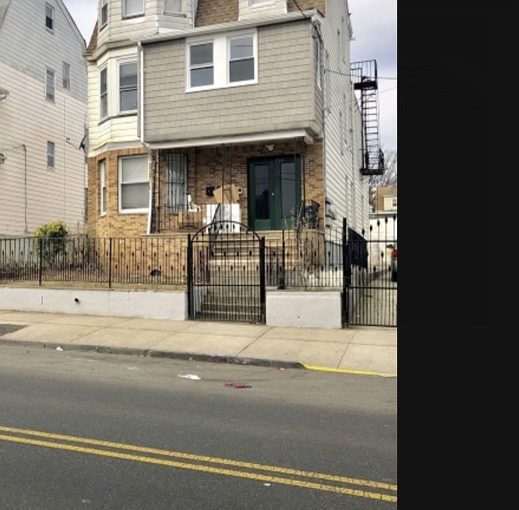 1st image of 780 Summer Ave #1