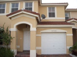 16526 SW 48th Ter, Miami, FL 33185