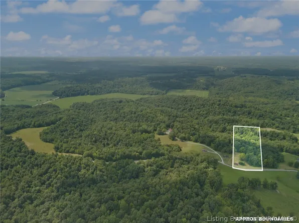 Ditney Ridge Road, Bedford, IN 47421