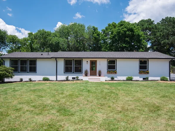 113 Melanie Dr, Hendersonville, TN 37075