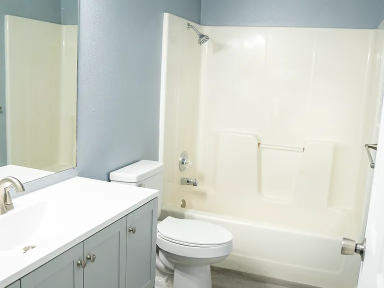 Guess Bathroom