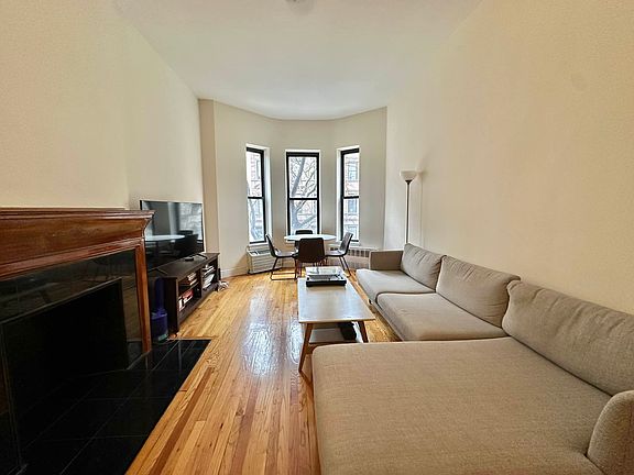 4th image of 45 W 76th St APT 2a