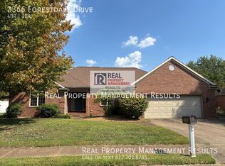 3366 Forestdale Dr, Newburgh, IN 47630