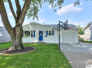 4532 Vinton St, Omaha, NE 68106