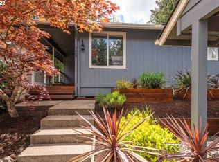 3008 Hendricks Hill Dr, Eugene, OR 97403