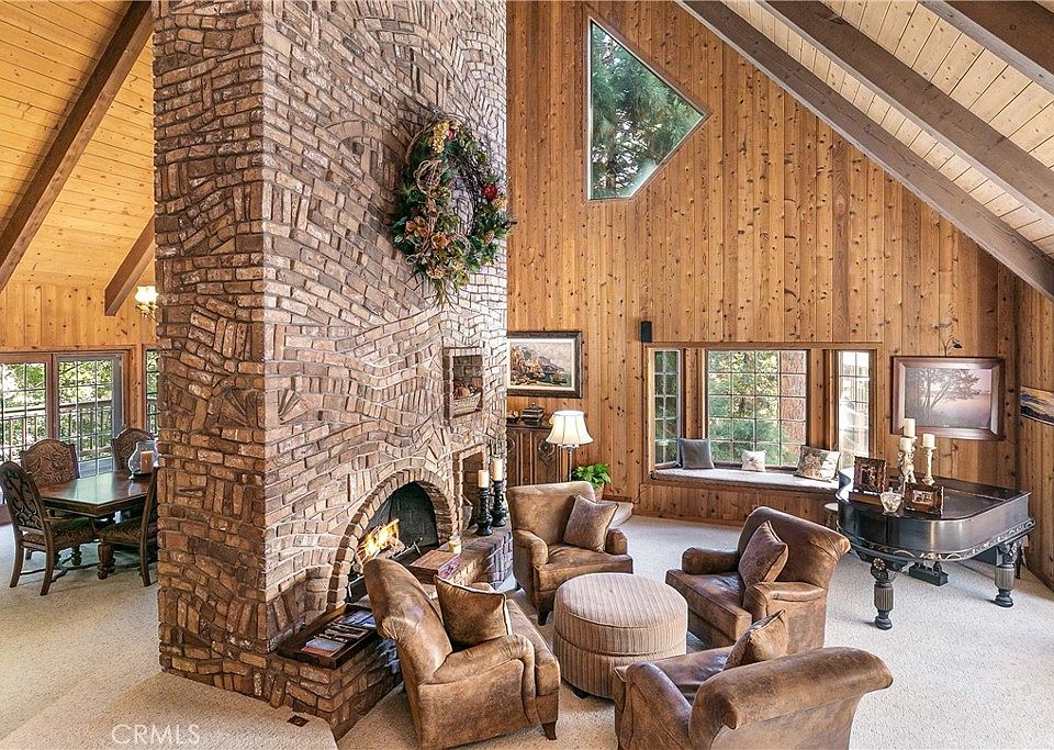 1st image of 27421 Cedarwood Dr