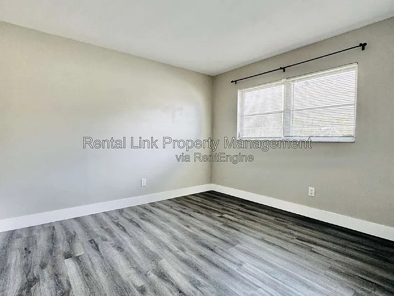 4107 SE 18th Pl #B — Photo 26