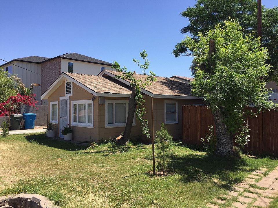 2nd image of 3831 E Earll Dr