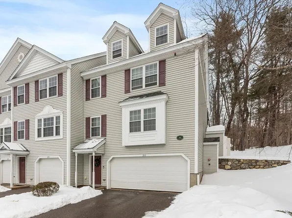 26 Bradley Dr Unit D, Groton, MA 01450