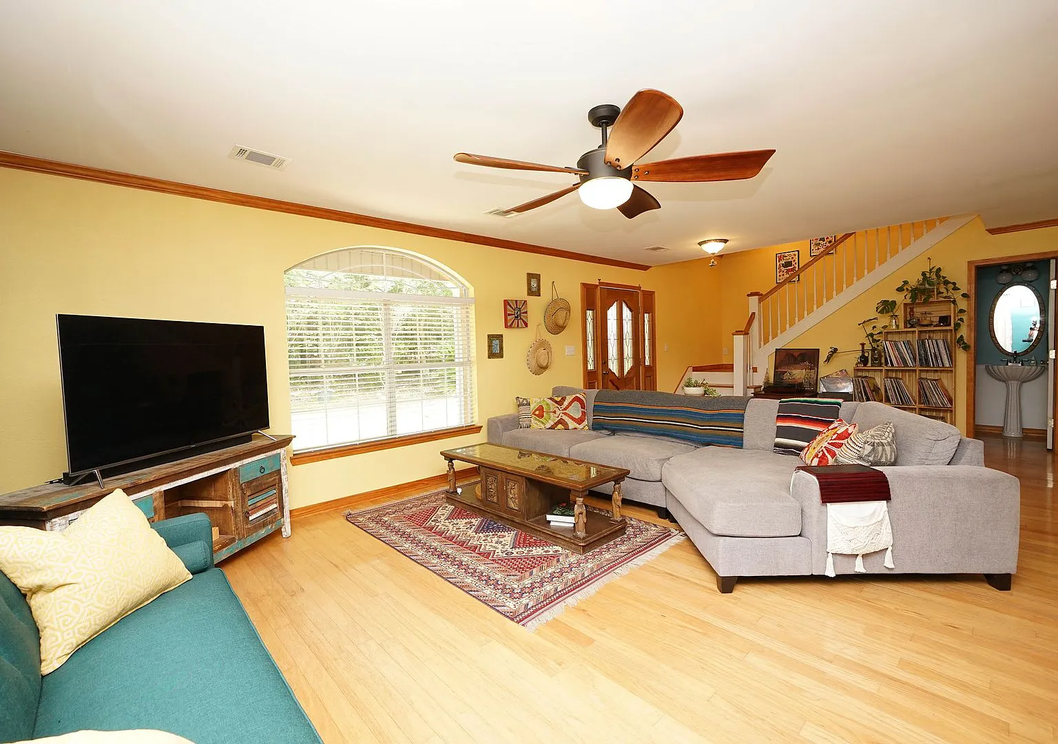 Charming Home in Poquito Bayou A Nature Lover's Retreat — Photo 3
