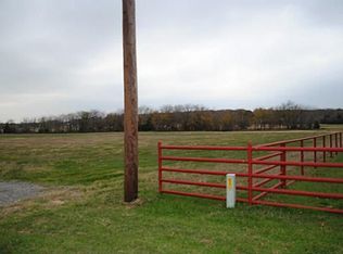 1535 Oak Hill Rd, Valley View, TX 76272