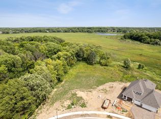 1558 Marsh Pointe Ct, Hamel, MN 55340