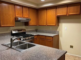 6718 Dove Ln, Riverside, CA 92506