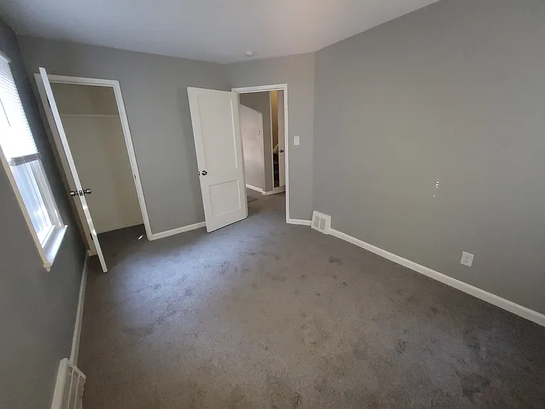 11760 Nottingham Rd — Photo 8