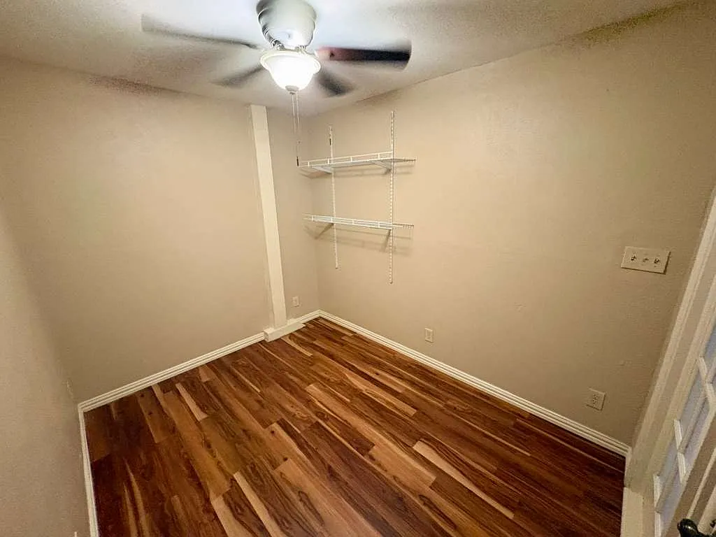 1 bed, $699 — Photo 3