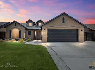 3818 Cornerstone Way, Bakersfield, CA 93311