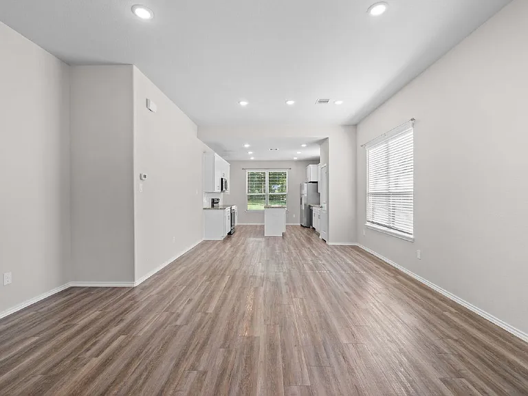 18140 Mail Route Rd — Photo 7