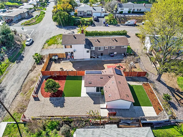 800 Garfield Ave — Photo 24