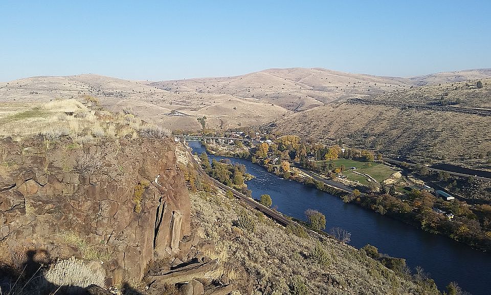 Deschutes River View!