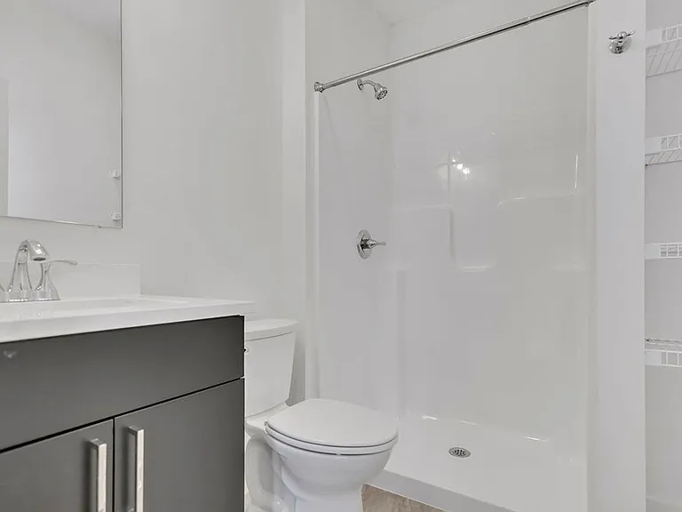 526 N Lincoln St — Photo 7