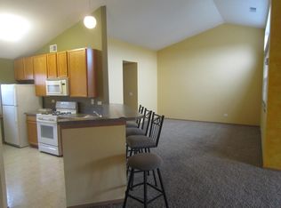 2219 Waterleaf Ct UNIT 103, Naperville, IL 60564