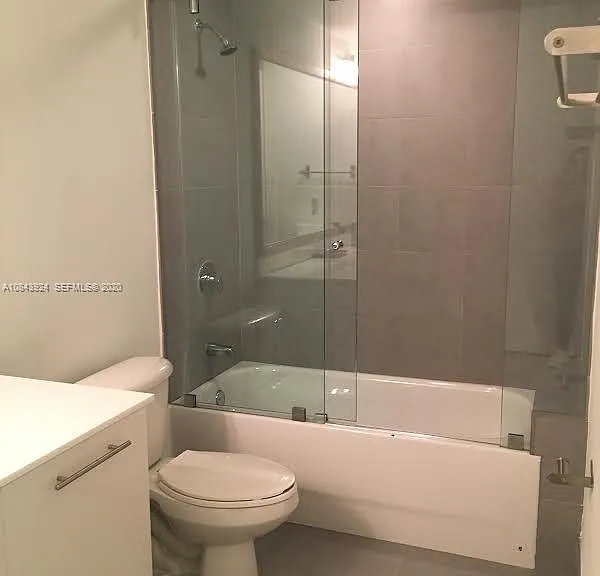 92 SW 3rd St #503 — Photo 6