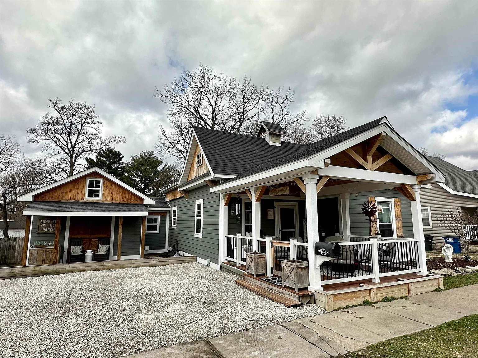 319 L St photo 1