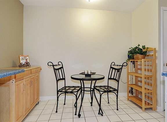 4th image of 6421 Marshall Dr