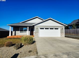 1210 Fulton Ave, Coos Bay, OR 97420