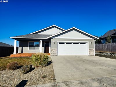 1210 Fulton Ave, Coos Bay, OR, 97420