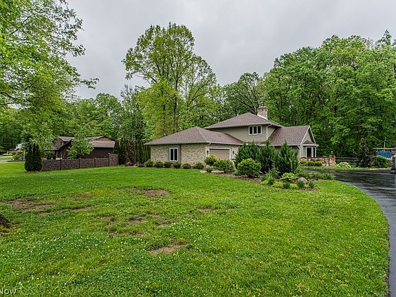 3rd image of 5777 Lockwood Blvd
