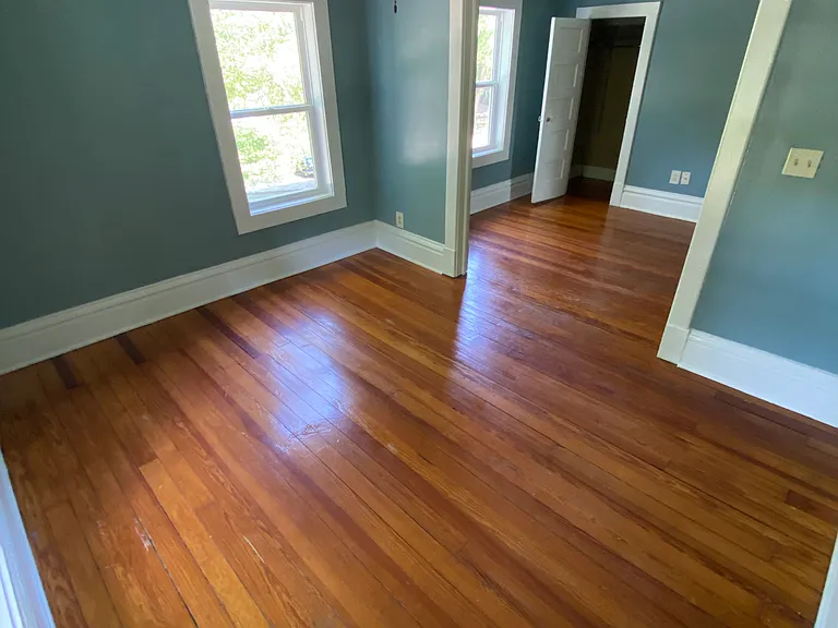 5945 Charlotte St — Photo 11
