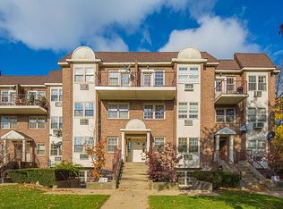 17239 Highland Ave APT 4B, Jamaica, NY 11432